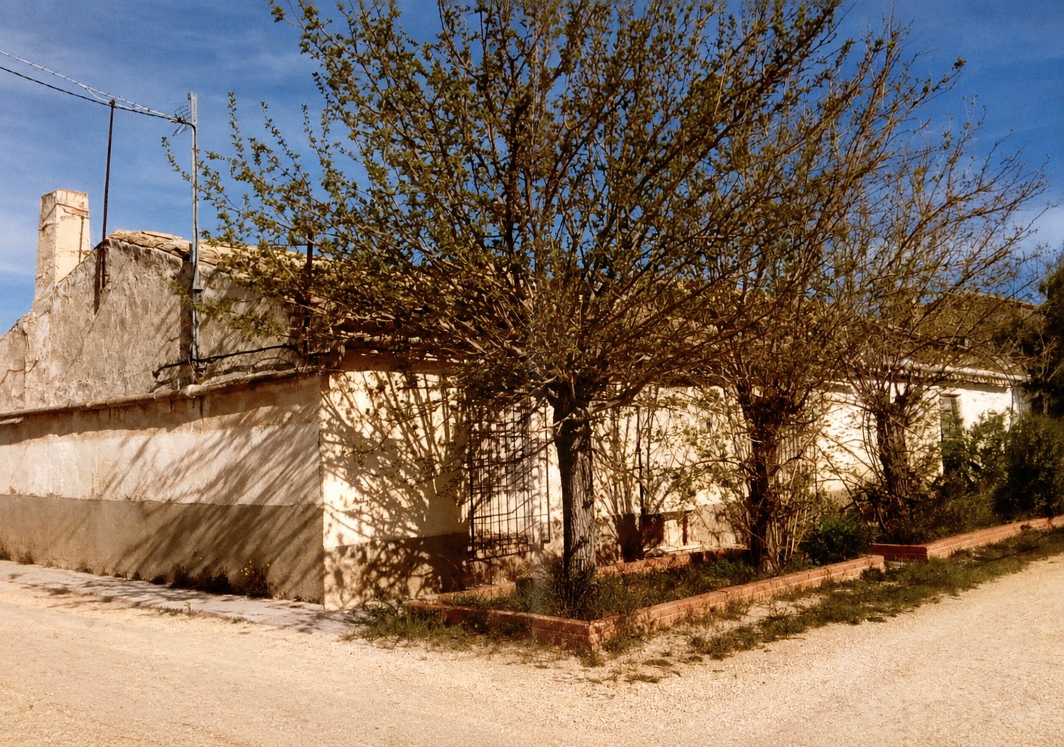 Exterior de La Antigua Estación antes de la rehabilitación