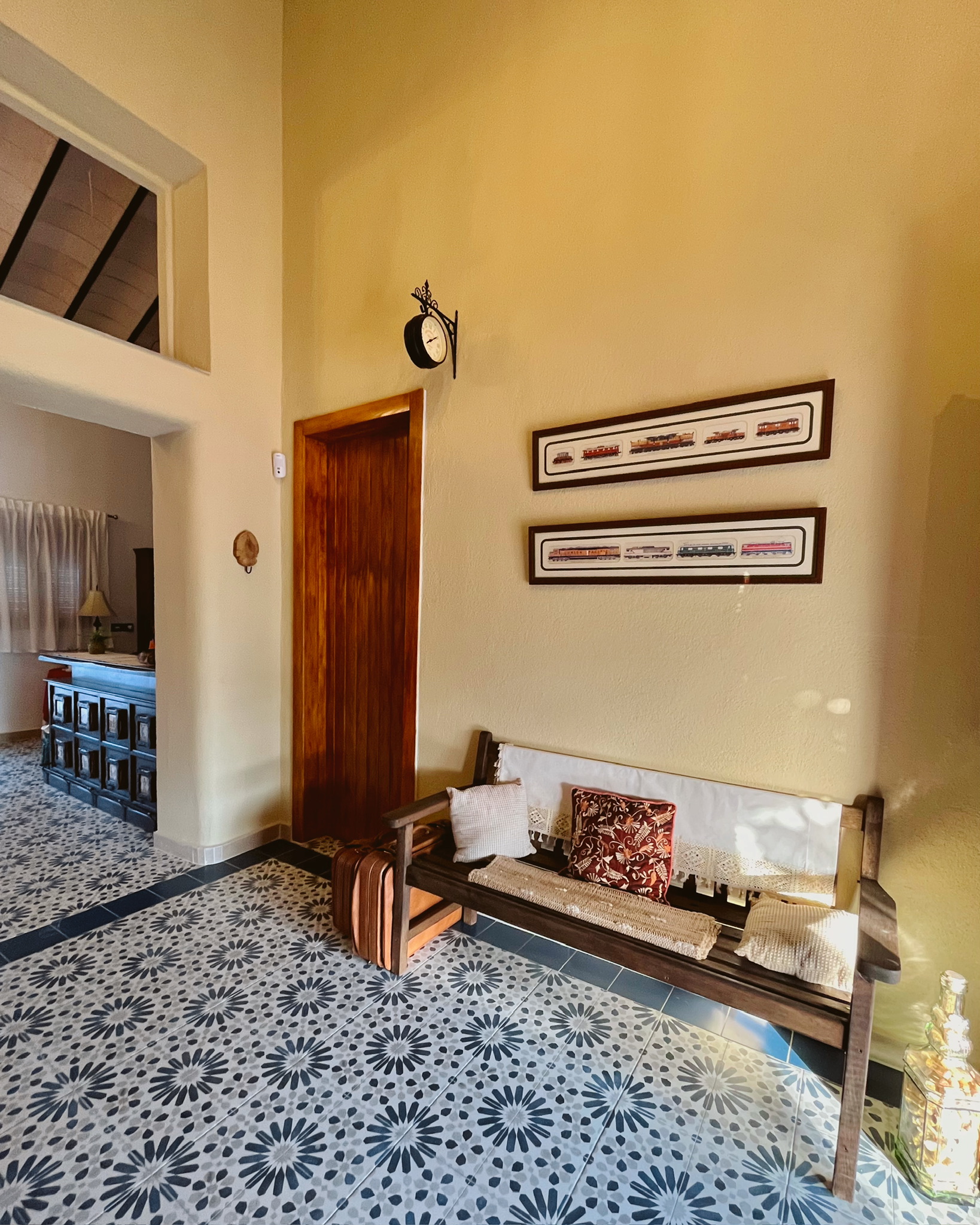 Zona de descanso interior de La Antigua Estación